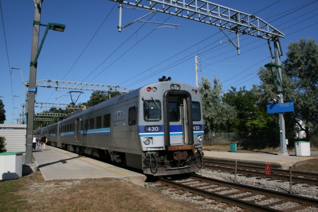 Train de banlieue AMT à Deux-Montagnes